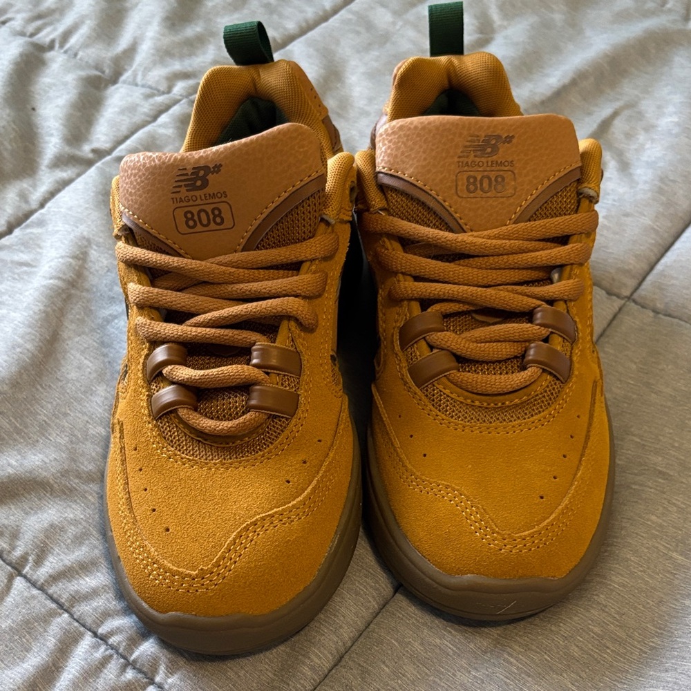 New Balance women’s Tan Sneakers